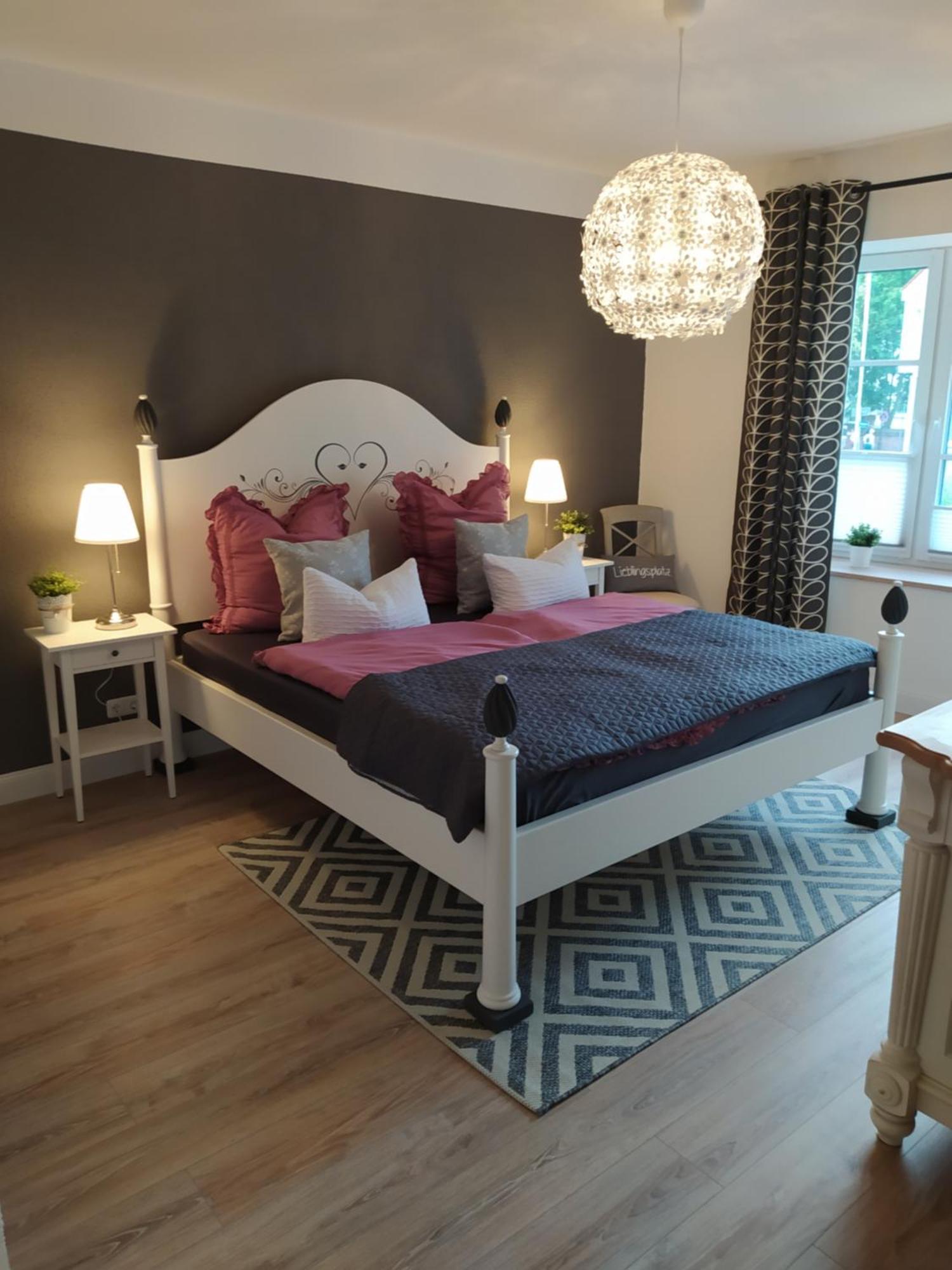 Ferienwohnung Im Erdgeschoss In Der Altstadt Von Хайлигенхафен Екстериор снимка