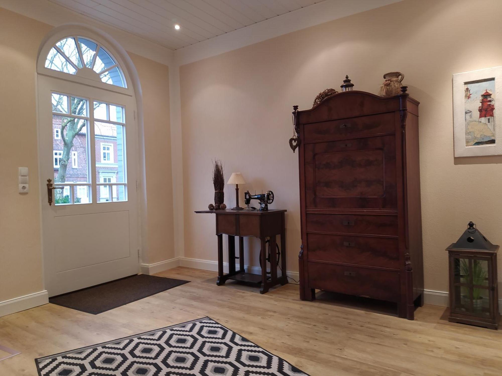 Ferienwohnung Im Erdgeschoss In Der Altstadt Von Хайлигенхафен Екстериор снимка